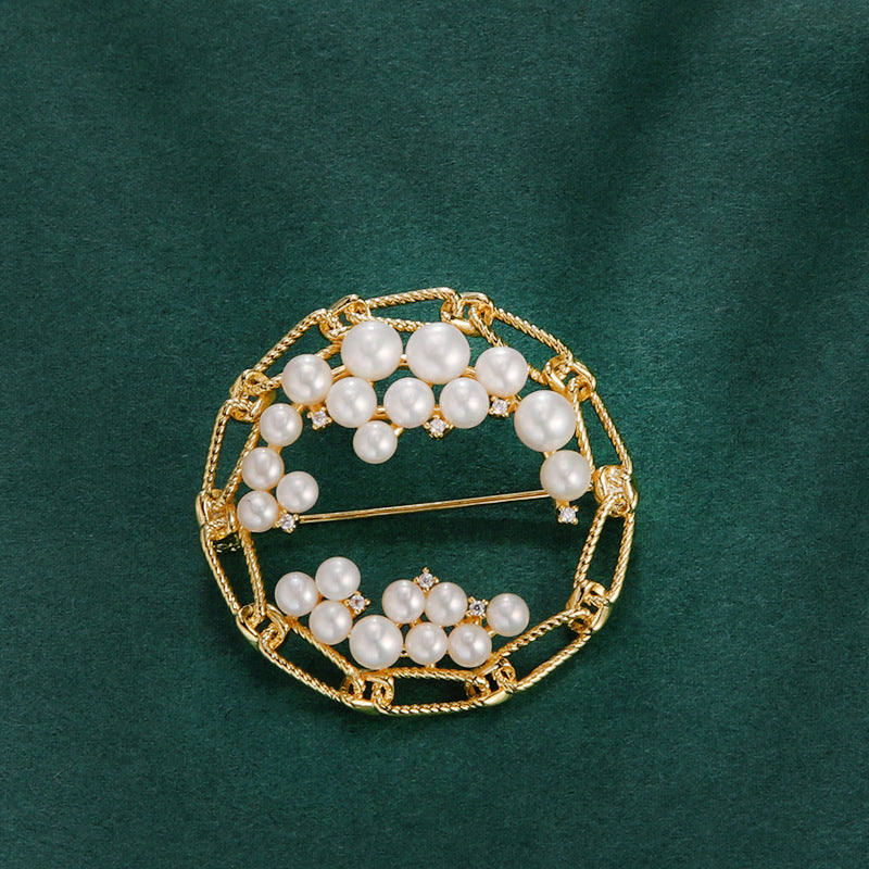 Pearl Court Floral Round Brooch