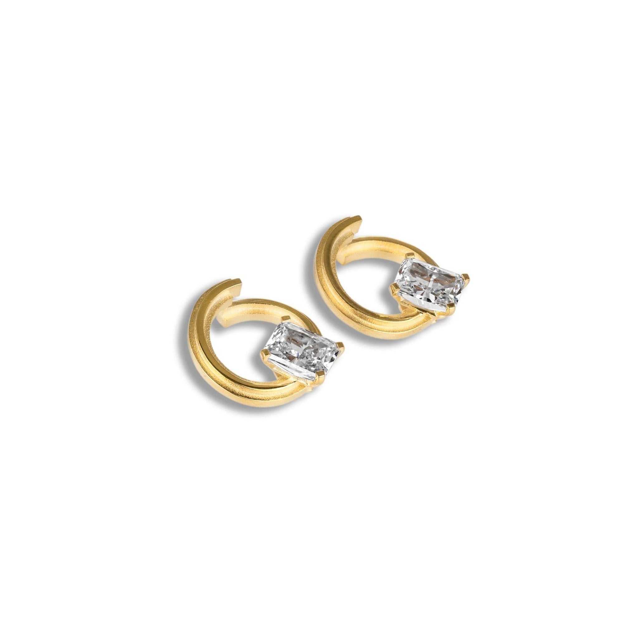 Round Silver Zircon Element Symbol Earrings - BYRDSTRÖM JEWELRY