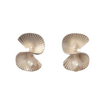 Pearl Fan-Shaped Banana Leaf Earrings