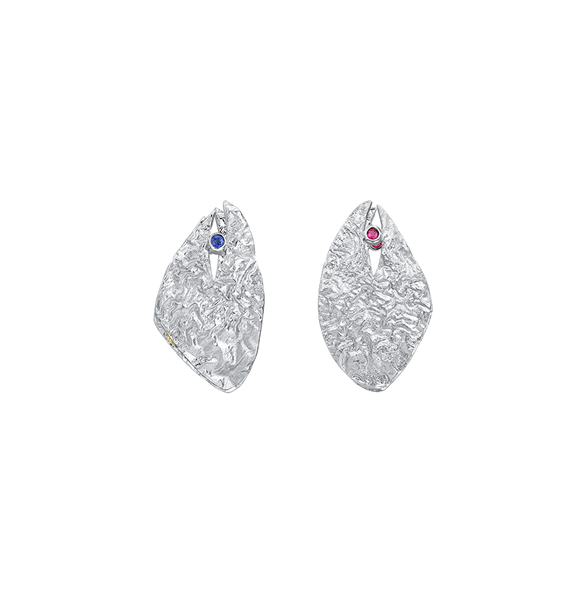 Silver Sapphire Leaf Earrings - BYRDSTRÖM JEWELRY