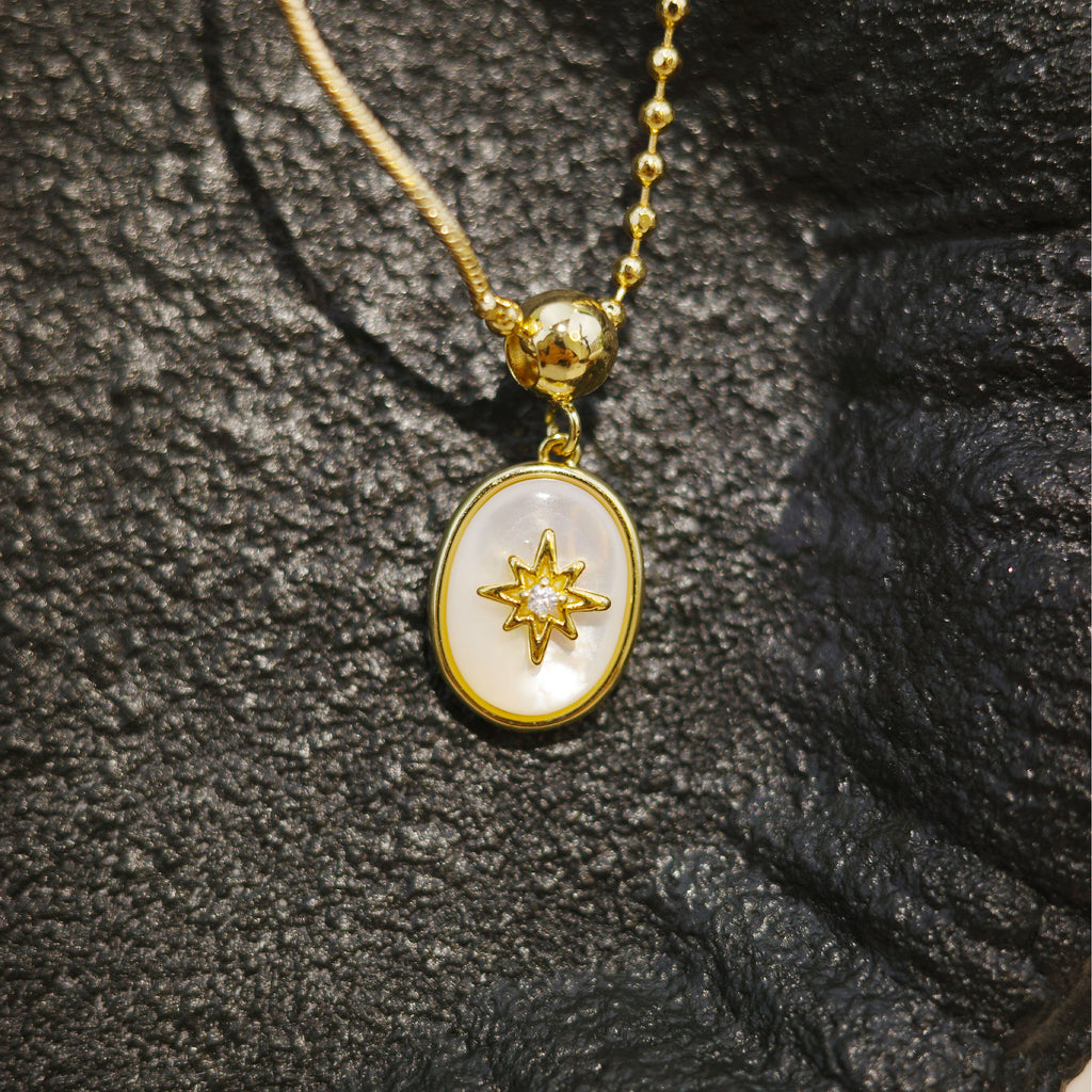 French Vintage Zircon and Mother-of-Pearl Star Pendant