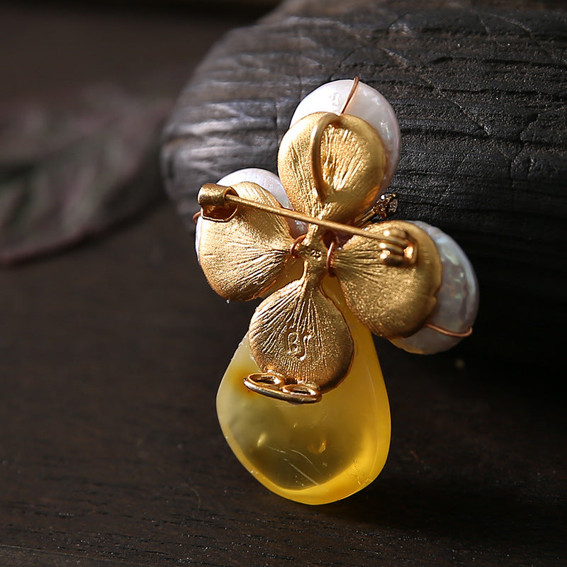 Baroque Pearl and Amber Clover Pendant Brooch