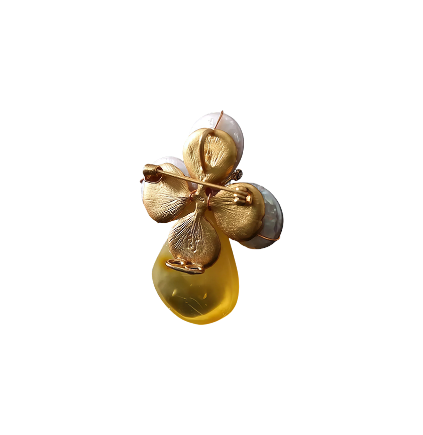 Baroque Pearl and Amber Clover Pendant Brooch