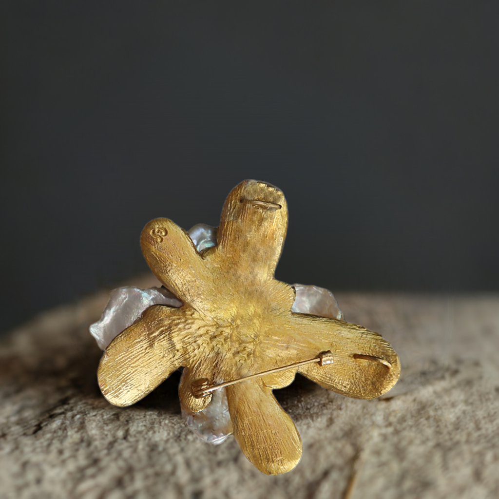 Silver Irregular Pearl Flower Brooch Pendant