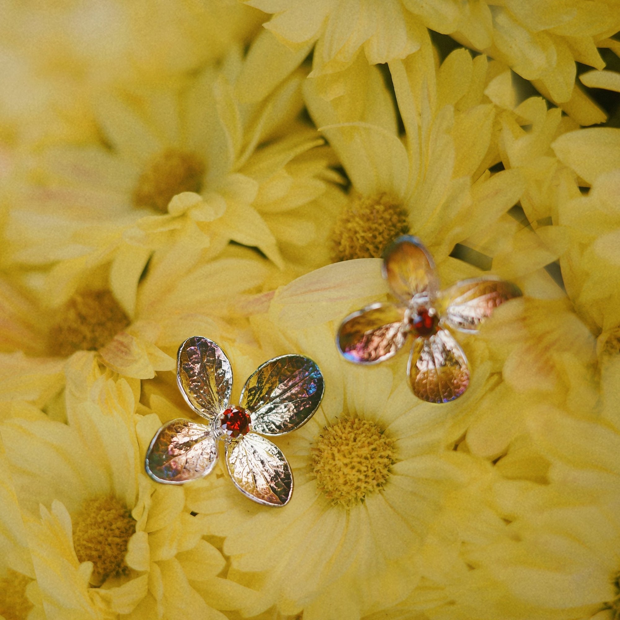 Silver Garnet Hydrangea Illusion Earrings - BYRDSTRÖM JEWELRY